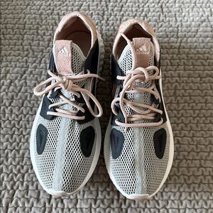 ADIDAS Bounce Women’s Sneakers